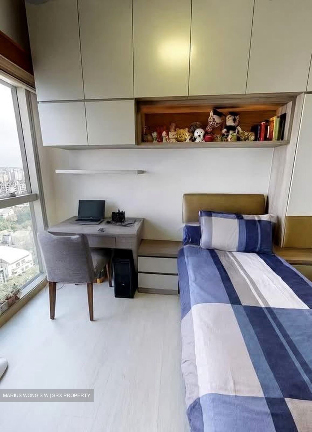 The Bayshore (D16), Condominium #572702341